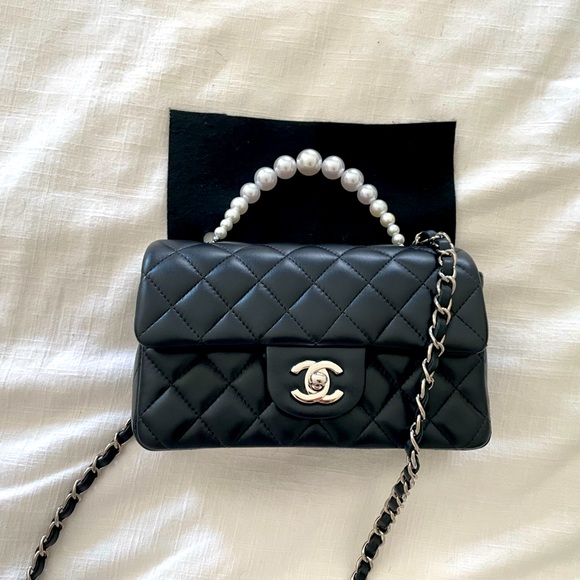❌SOLD❌ Authentic Chanel Rectangular Mini Flap - Picture 11 of 17